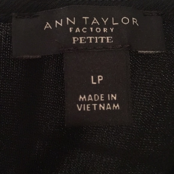 Ann Taylor Factory Petite Short Sleeved Top - Picture 3 of 5